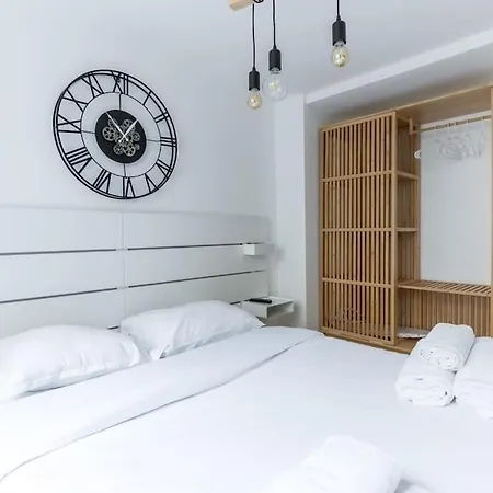 Grands Boulevards 42 Cosy 1 Br-4p Apartment