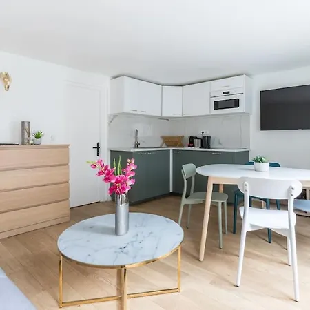Grands Boulevards 42 Cosy 1 Br-4p